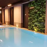 Przystanek Plaza Appartement